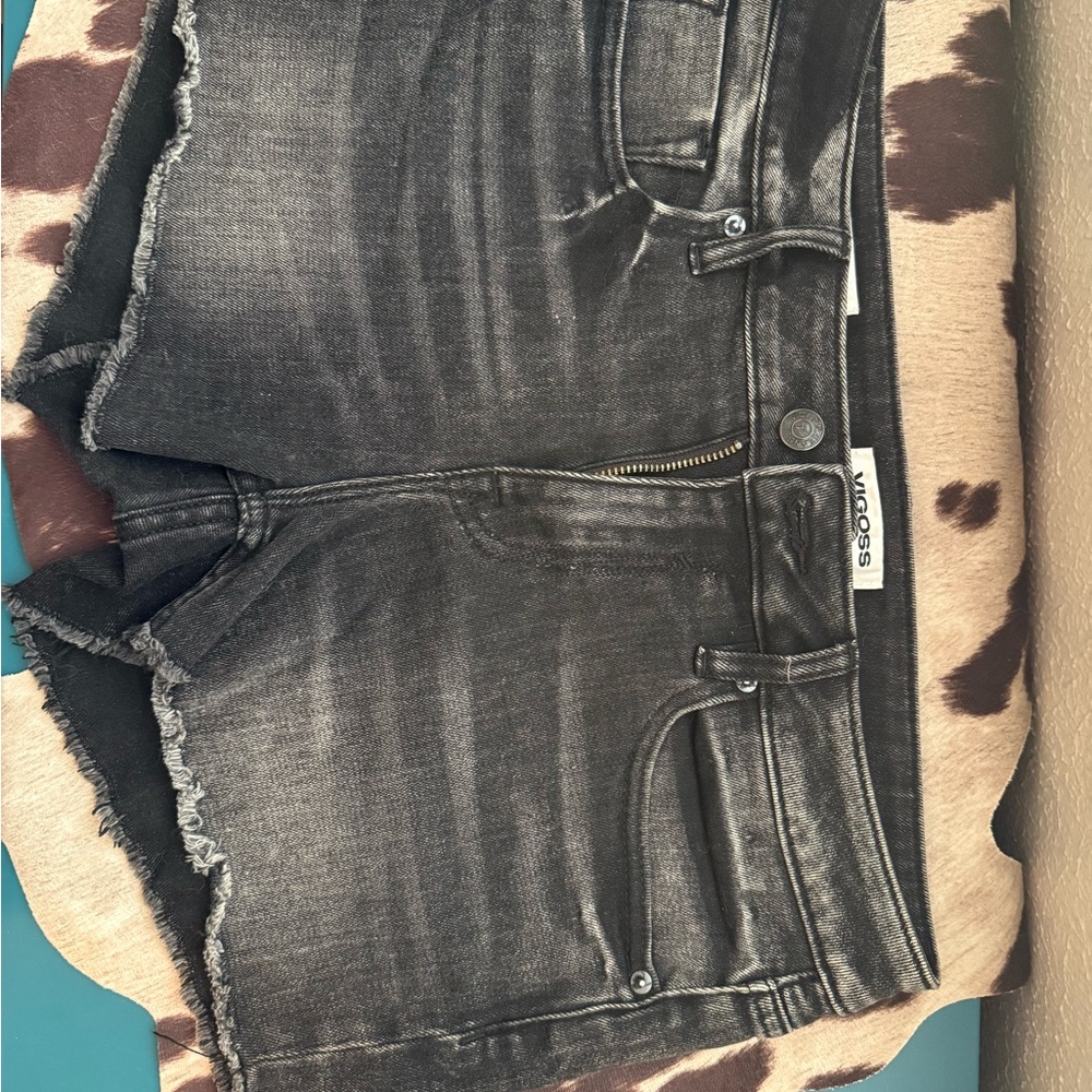 Vigoss Charcoal Worn-In Frayed Hem Denim Shorts